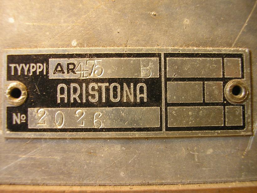 Aristona_AR475B_kilpi_1.jpg