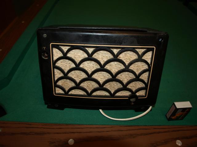 Bakeliittiradio_004__Small_.jpg