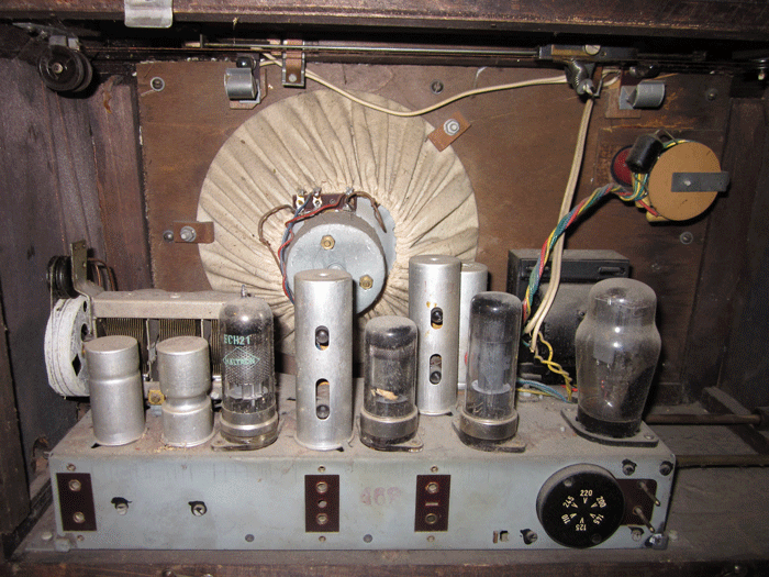 Philips471A_koneisto.gif