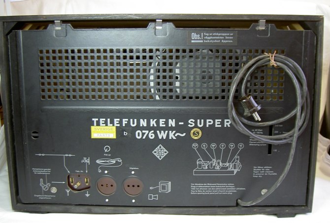 Putkiradio_Telefunken_-_Super_076_WK__2_31__kuva_Jorma_Raita.JPG