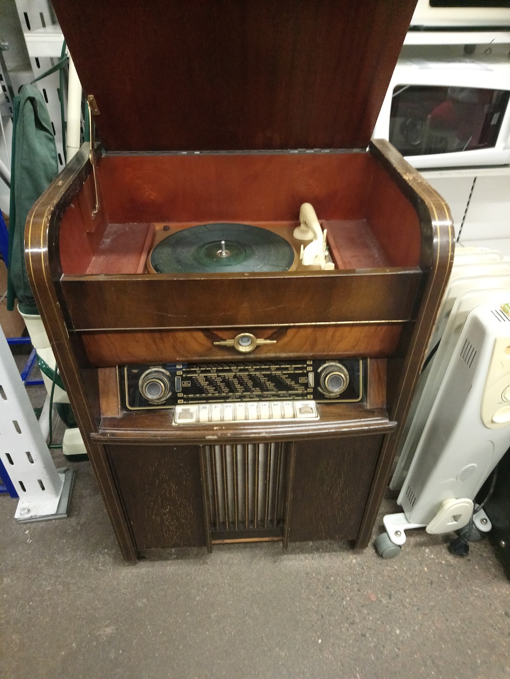 Radio.JPG