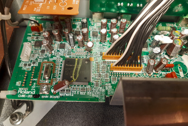 Roland_jpg__2_of_2_.jpg