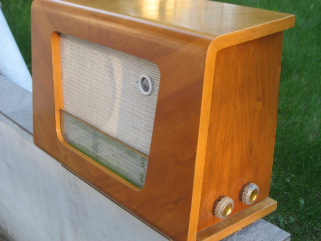 Schdfer_radio_2.jpg