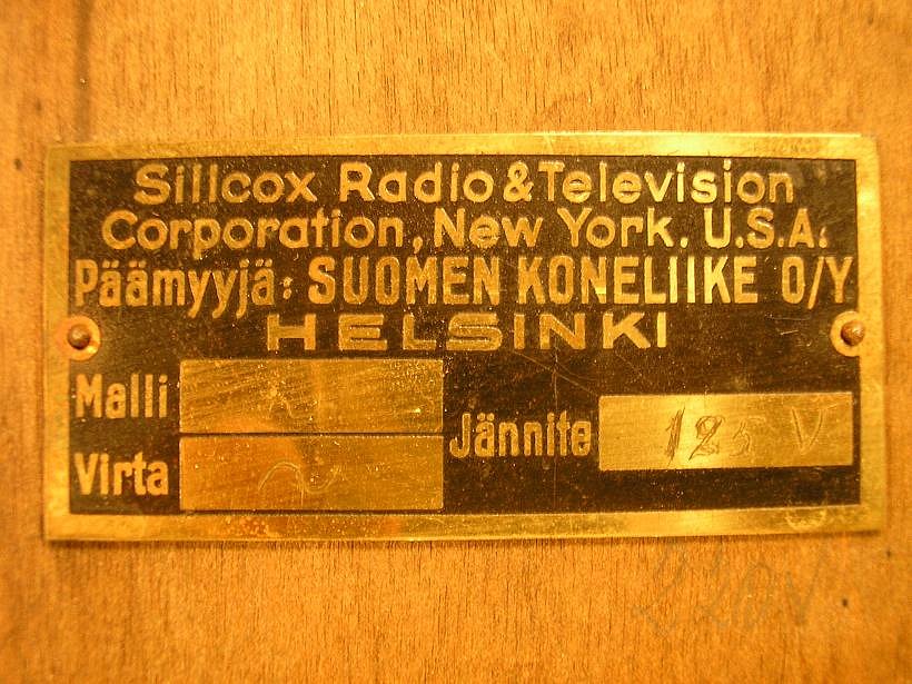 Silcox_Sillcox_kilpi1_TJR.jpg